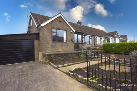 3 bedroom semi-detached bungalow for sale