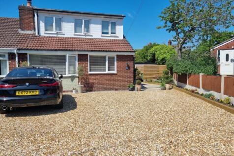 4 bedroom bungalow for sale