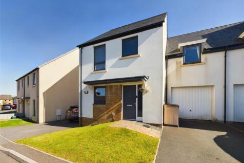 Okehampton, Devon 4 bed link detached house for sale