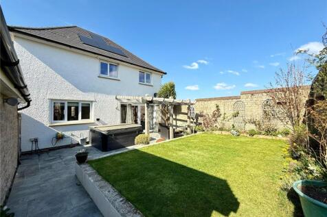 Okehampton, Devon 4 bed detached house