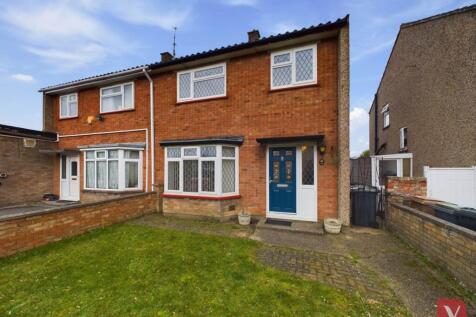 Amhurst Road, Luton LU4 3 bed end of terrace house for sale