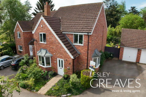Tennyson Grange, Gedling, Nottingham 4 bed detached house for sale