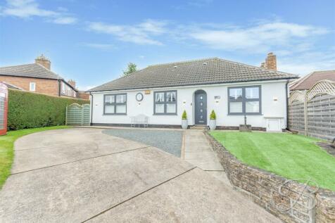 3 bedroom detached bungalow for sale