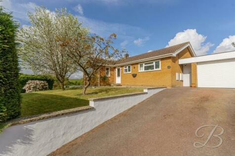 3 bedroom detached bungalow for sale