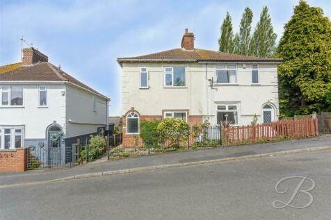 2 bedroom semi-detached house for sale