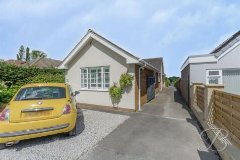 3 bedroom detached bungalow for sale