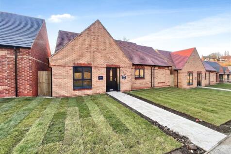 2 bedroom detached bungalow for sale