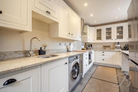 3 bedroom semi-detached bungalow for sale