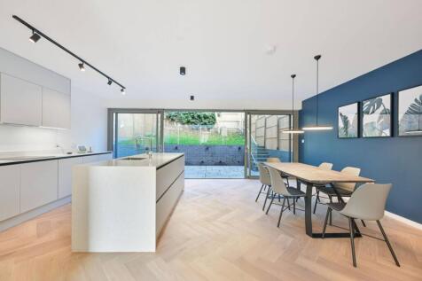 5 bedroom house for sale
