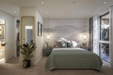 3 bedroom flat for sale