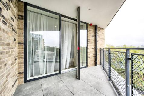 227 Bollo Lane, Acton W3 2 bed flat for sale