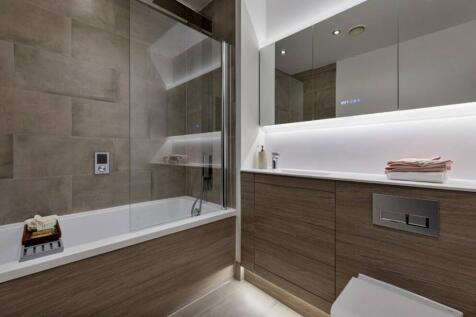 Purbeck Gardens, London SE26 3 bed maisonette for sale