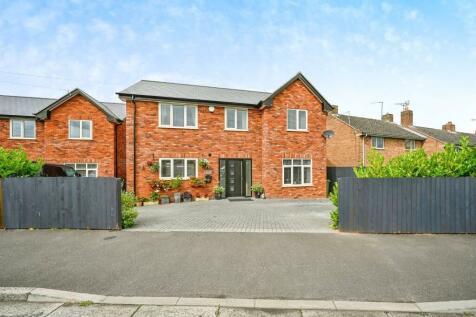 3 bedroom detached house for sale