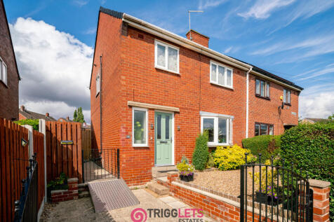 3 bedroom semi-detached house for sale