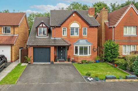 4 bedroom detached house for sale