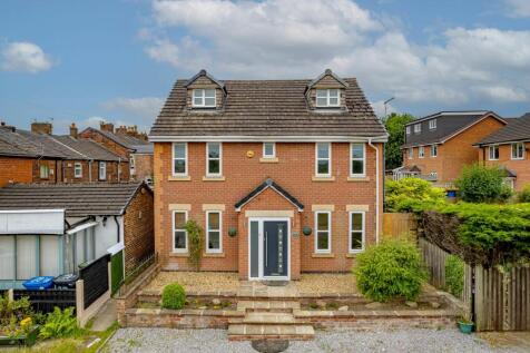 5 bedroom detached house for sale