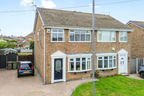 3 bedroom semi-detached house for sale