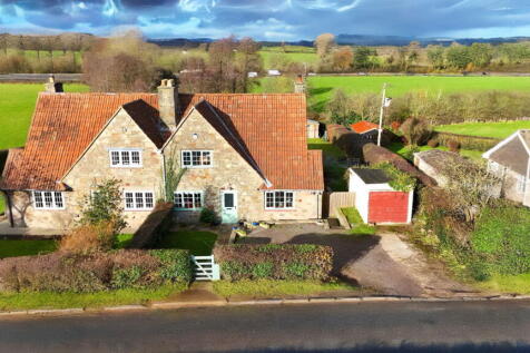 Dingestow, Monmouth, Monmouthshire 3 bed semi