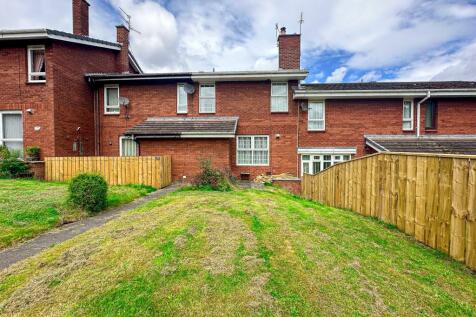 3 bedroom terraced house for sale