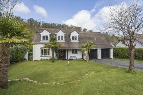 Middlewell Parc, Wadebridge 5 bed detached house for sale