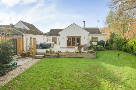 Two Trees Estate, Wadebridge 5 bed bungalow for sale