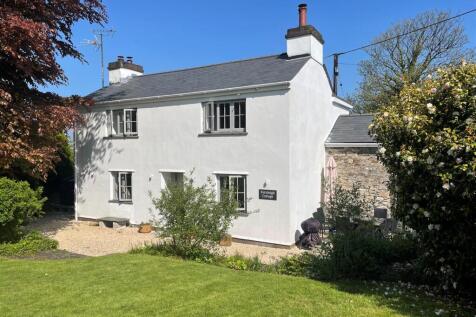 Helstone, Camelford 3 bed detached house for sale