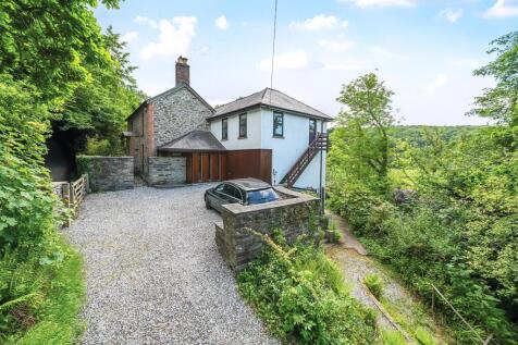Tresarrett, Bodmin 6 bed detached house for sale