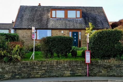 Ambler Thorn, Queensbury, Bradford 3 bed detached bungalow for sale