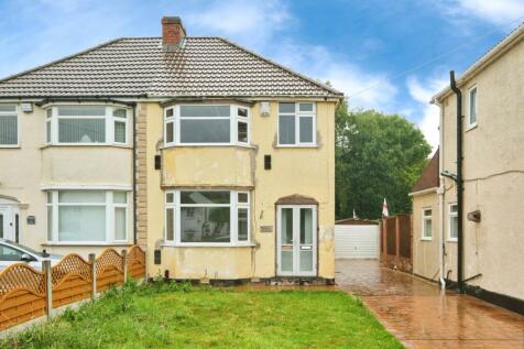 3 bedroom semi-detached house for sale