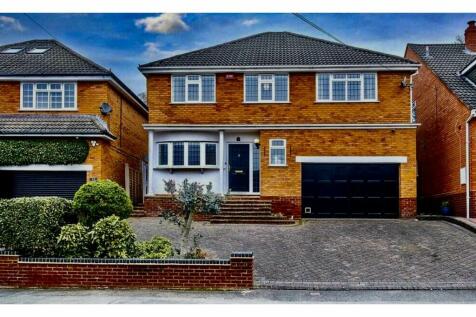 4 bedroom detached house for sale