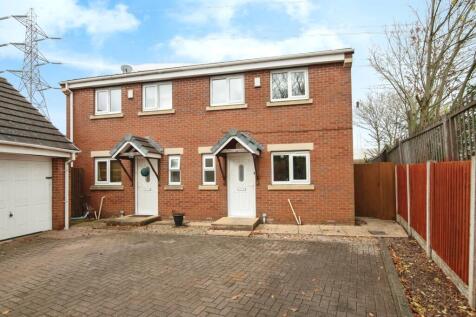 3 bedroom semi-detached house for sale