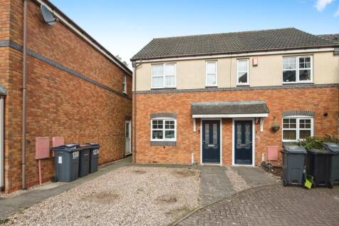 2 bedroom end of terrace house for sale