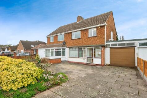 3 bedroom semi-detached house for sale