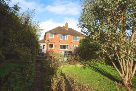4 bed parking/garage