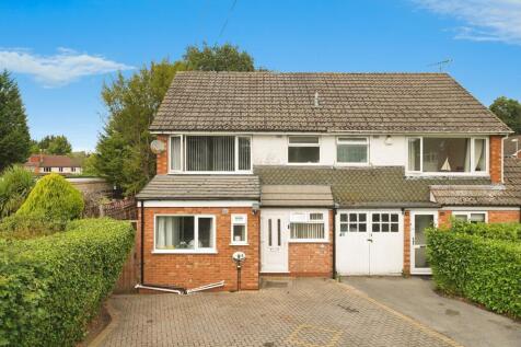 3 bedroom semi-detached house for sale