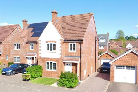Garden Close, Grantham 4 bed detached house for sale