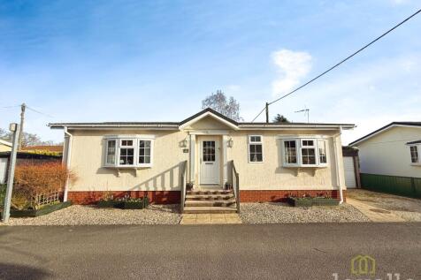 Nene Park, South Hykeham LN6 2 bed park home for sale