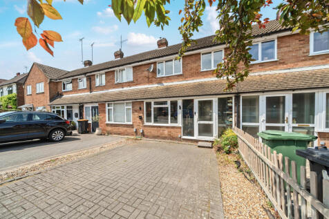 3 bedroom terraced house for sale