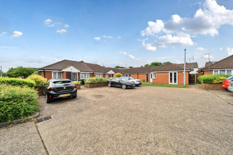 New Woodfield Green, Bedfordshire LU5 2 bed bungalow for sale