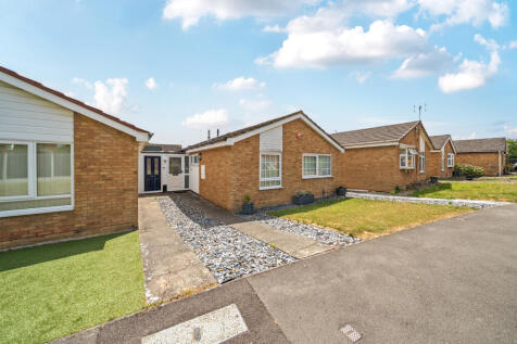 2 bedroom bungalow for sale