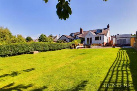 4 bedroom semi-detached bungalow for sale