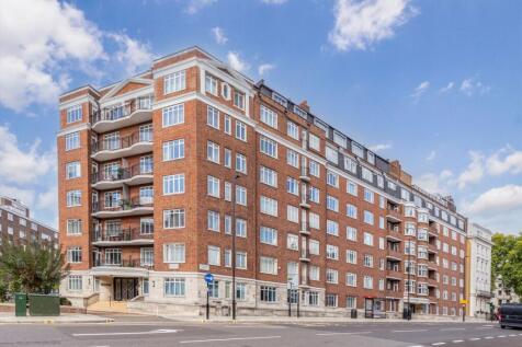 3 bedroom flat for sale