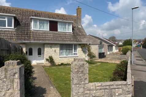 3 bedroom semi-detached bungalow for sale