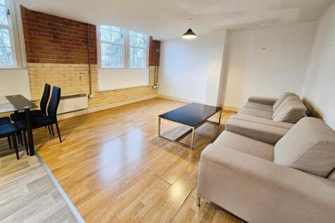 Bromley House/The Manor, Church... 2 bed apartment for sale