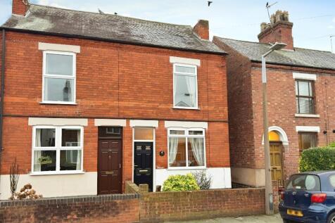 Clinton Street, Beeston, Nottingham... 3 bed semi