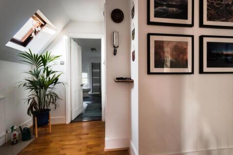 Beacon Road, Crowborough 2 bed apartment for sale