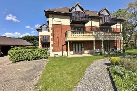 Orsett Village 2 bed apartment for sale