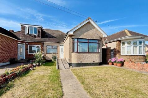 3 bedroom semi-detached bungalow for sale
