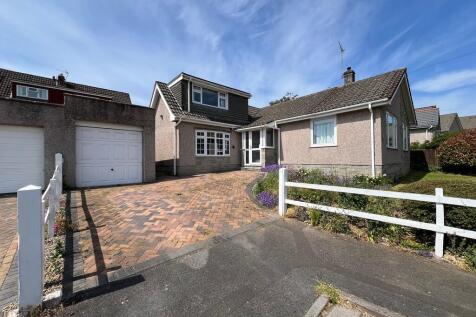 3 bedroom chalet for sale