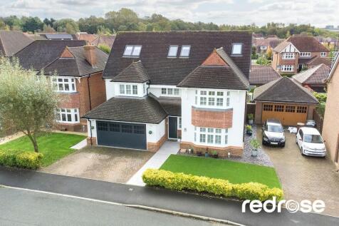 6 bedroom detached house for sale